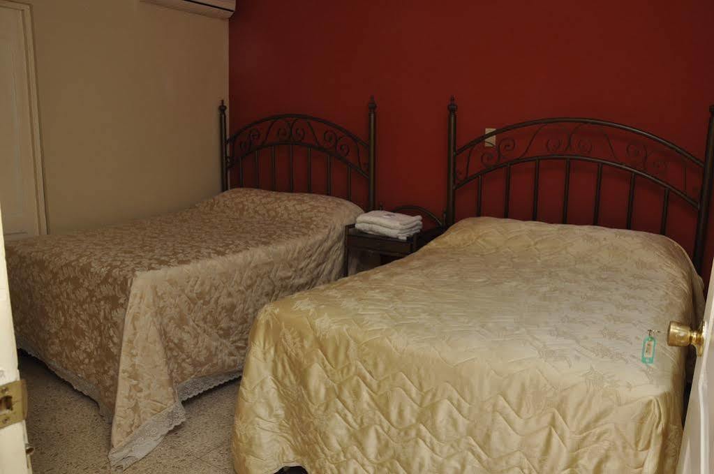 Hotel Colonial Blanco Santo Domingo Kültér fotó